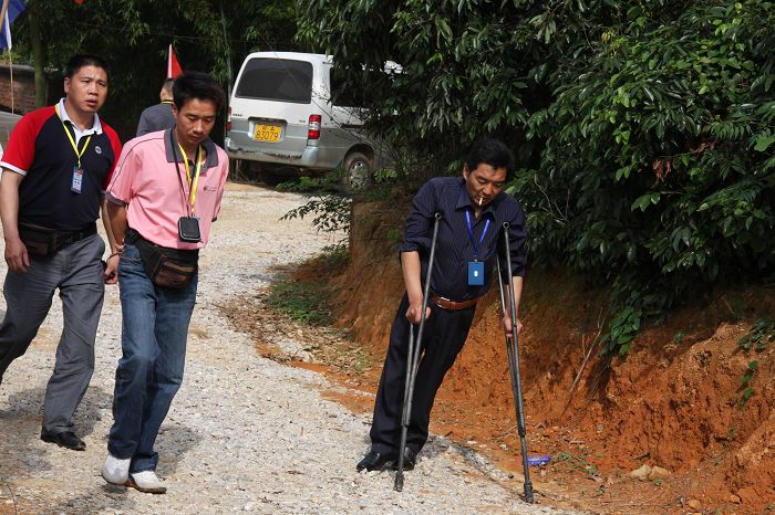 dvubb 按此在新窗口浏览图片